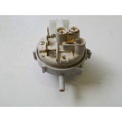 PRESSOSTATO 761454 / 16001079902 LAVATRICE INDESIT W 88 X IT USATO VLX