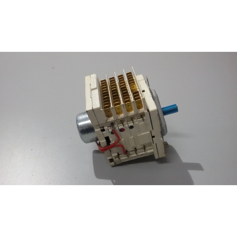 TIMER COD. 16000847104 PER LAVATRICE INDESIT WG 1031 TPR USATO SVA