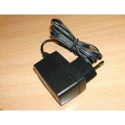 ALIMENTATORE AC/DC  ADAPTER MASS POWER SCF0500100E1BA 5.0V 1.0A NUOVO lrx