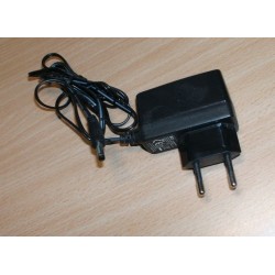 ALIMENTATORE AC/DC  ADAPTER MASS POWER SCF0500100E1BA 5.0V 1.0A USATO  lrx