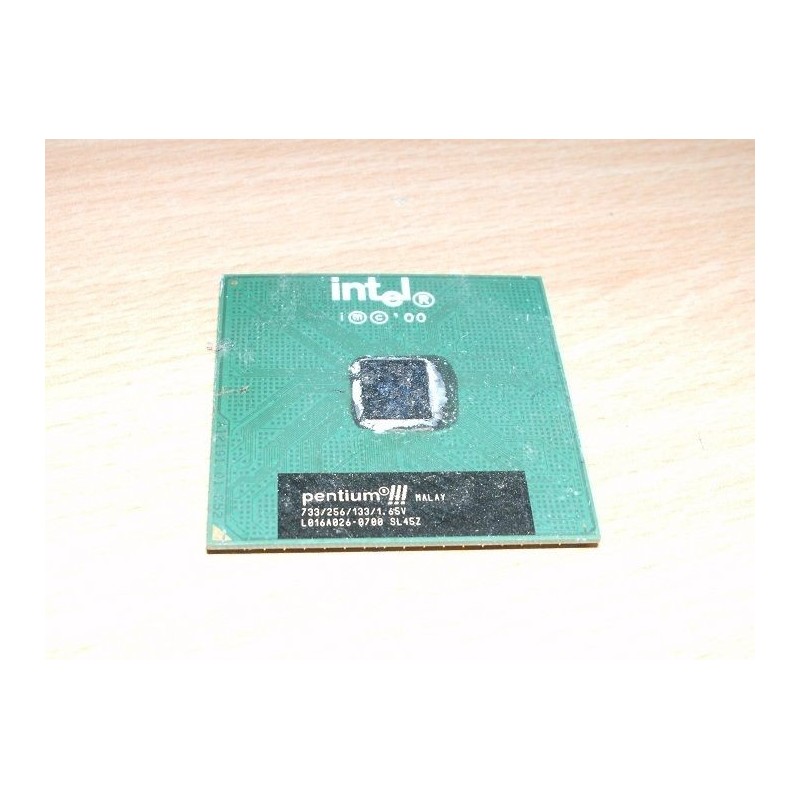 PROCESSORE CPU DA COLLEZIONISMO INTEL PENTIUM III SL45Z USATO NON GARANTITO lrx