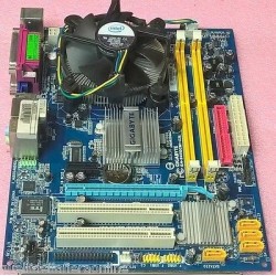 Scheda Madre socket 775 GIGABYTE GA-945GZM-S2+ INTEL PENTIUM 4  3.20 GHz   USATO