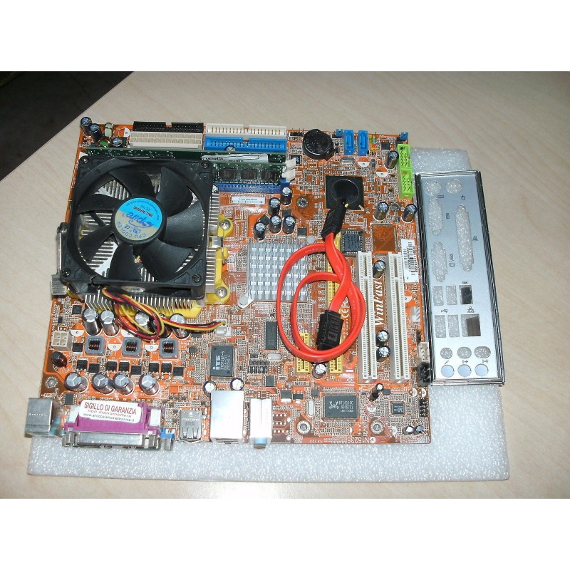 MOTHERBOARD WINFAST AMD ATLON SOCHET POWER SOCKETS AM2