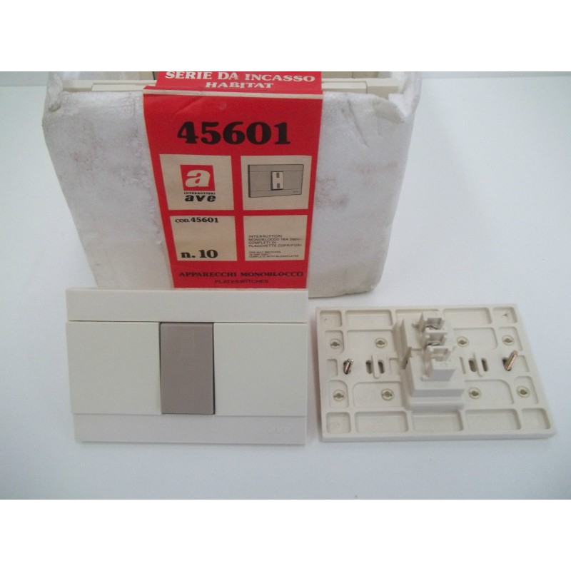 INTERRUTTORE AVE MONOBLOCCO 16A-220V  cod:45601 NUOVO vlx